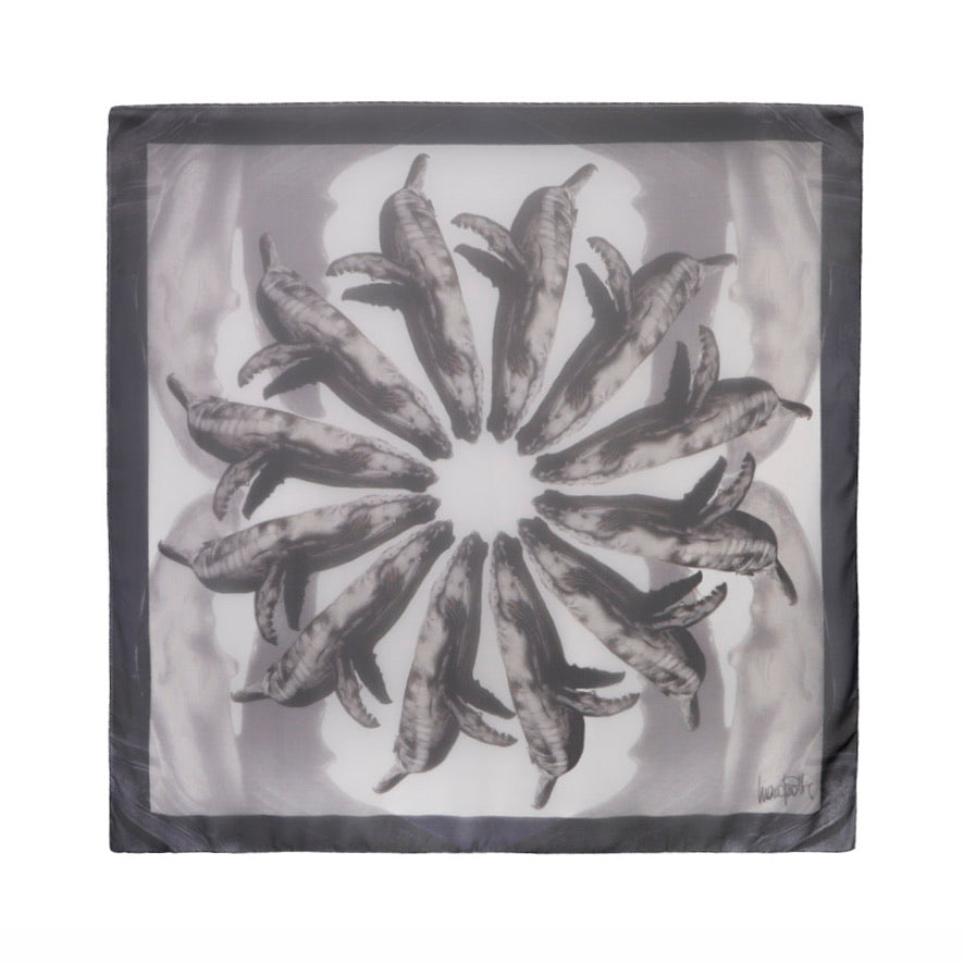Maxi Foulard Big Whales - MARTA VITALI